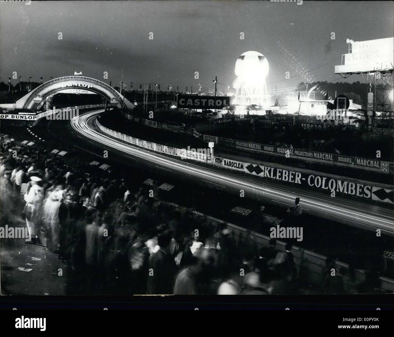 23. Juni 1957 - Blick auf den 24 Stunden von Le Mans Track Stockfoto