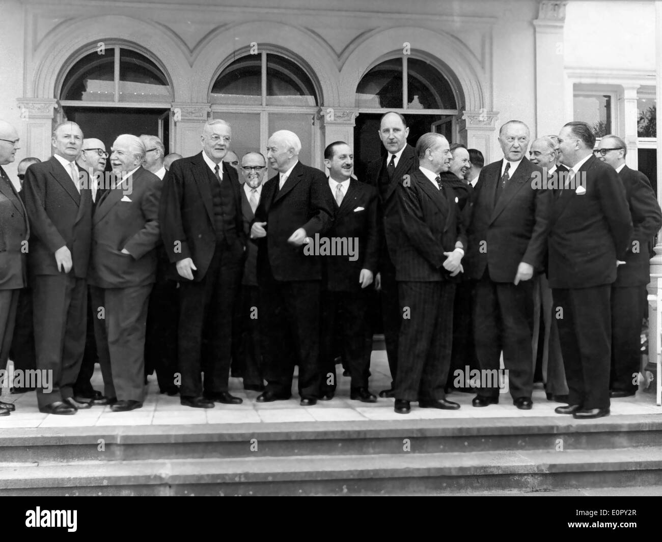 Familienbild aus der NATO-Konferenz in Bonn Stockfoto