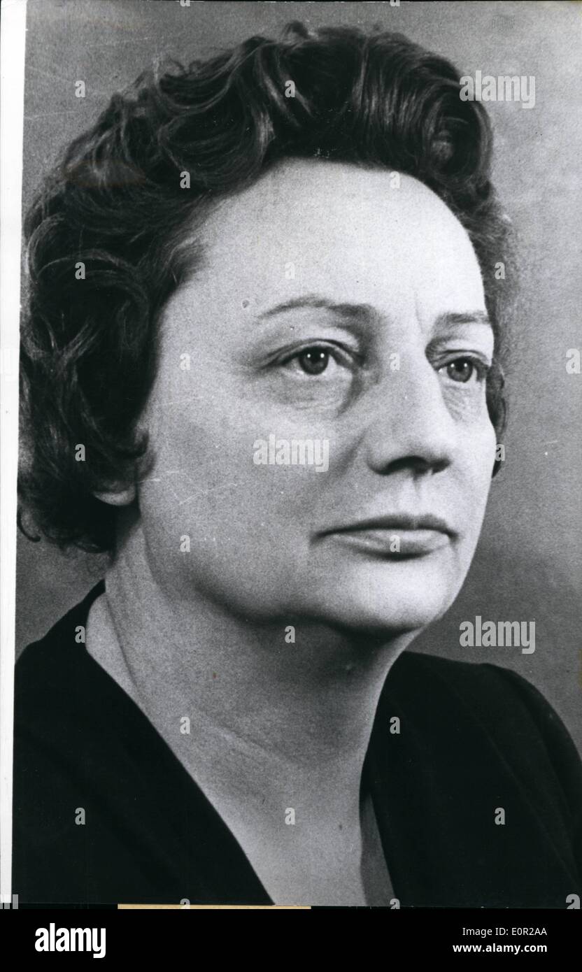 12. Dezember 1957 - Lore Stainer, Botschafter der SBZ Deutschland nach Belgrad. Lore Stainer, die Tochter von der Sowjet-Zone-Präsident Wilhelm Pieck, hat zum Botschafter der sowjetischen Zone Deutschlands nach wurden die diplomatischen Beziehungen zwischen Jugoslawien und sowjetischen Deutschland aufgebaut. Stockfoto