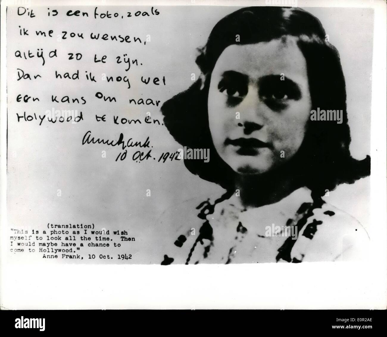 12. Dezember 1957 - das ist das echte Anne Frank. Film von berühmten Tagebüchern sein. '' Das Tagebuch der Anne Frank"ist die Geschichte eines jüdischen Mädchens, die in einem deutschen Konzentrationslager gestorben, in Hollywood verfilmt werden. Viele junge Damen sollen für die Titelrolle getestet werden. Dieses Foto wurde in die inzwischen berühmten Tagebücher gefunden und die Schauspielerin, die Rolle zu spielen haben, wie sie aussehen. Stockfoto
