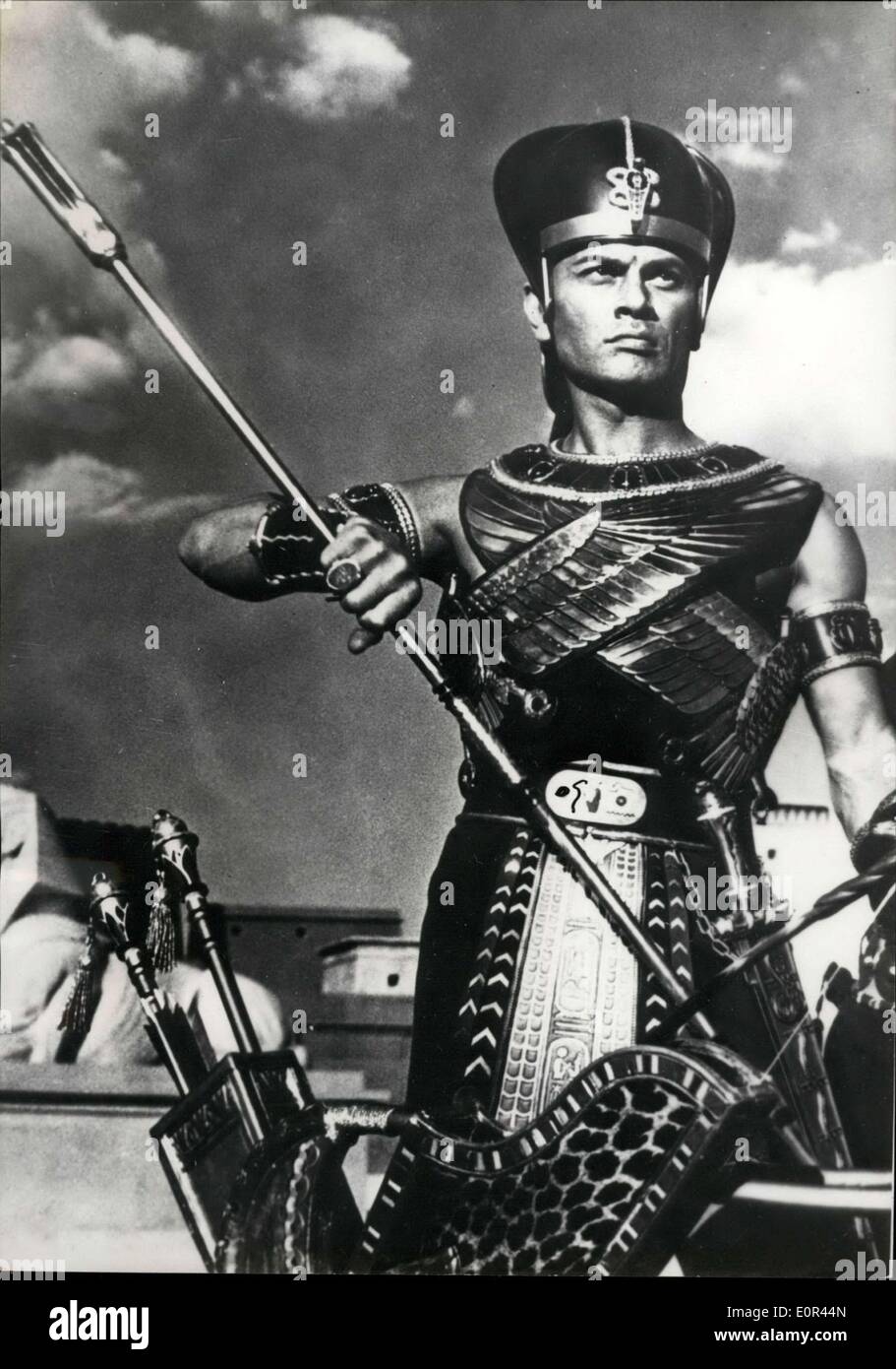 17. Januar 1958 - Cecil B. De Mille neue Version der "Zehn Gebote": Yul Brynner als Ramses II in der neuen Version der "Zehn Gebote" von Cecil B. De Mille produziert. Stockfoto