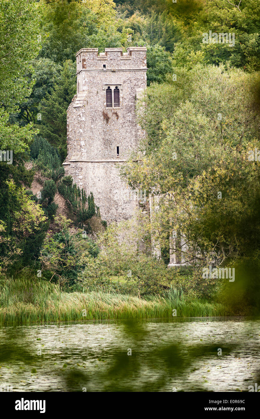 St. Marien Kirche, Eastwell, Kent, UK. Von der Liebe Freunde der Friendless Kirchen betreut eine zerstörte Kirche Stockfoto