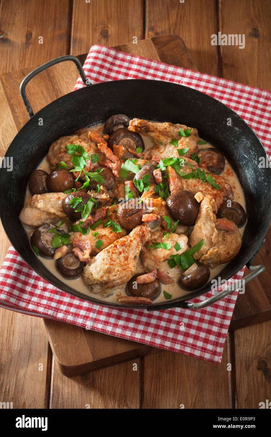 Ensalada Huhn. Ensalada de Volaille. Französischen Stil Hühnereintopf Stockfoto