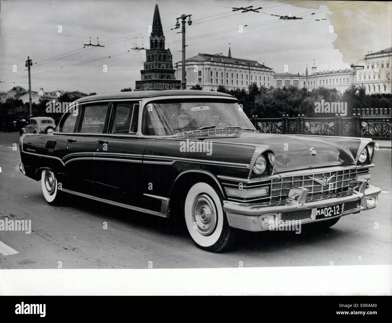 Sep 26, 1958 - The Likatachew Automobilfabrik gerade jetzt haben begann die Produktion der ZIL-111. Dieses russische Auto ist sehr Stockfoto