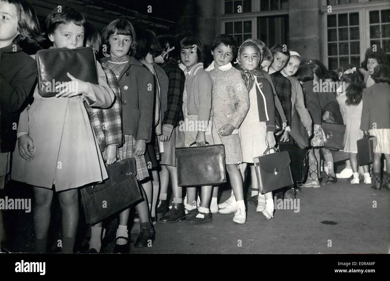 1. Oktober 1958 - wieder Kinder in die Schule Stockfoto