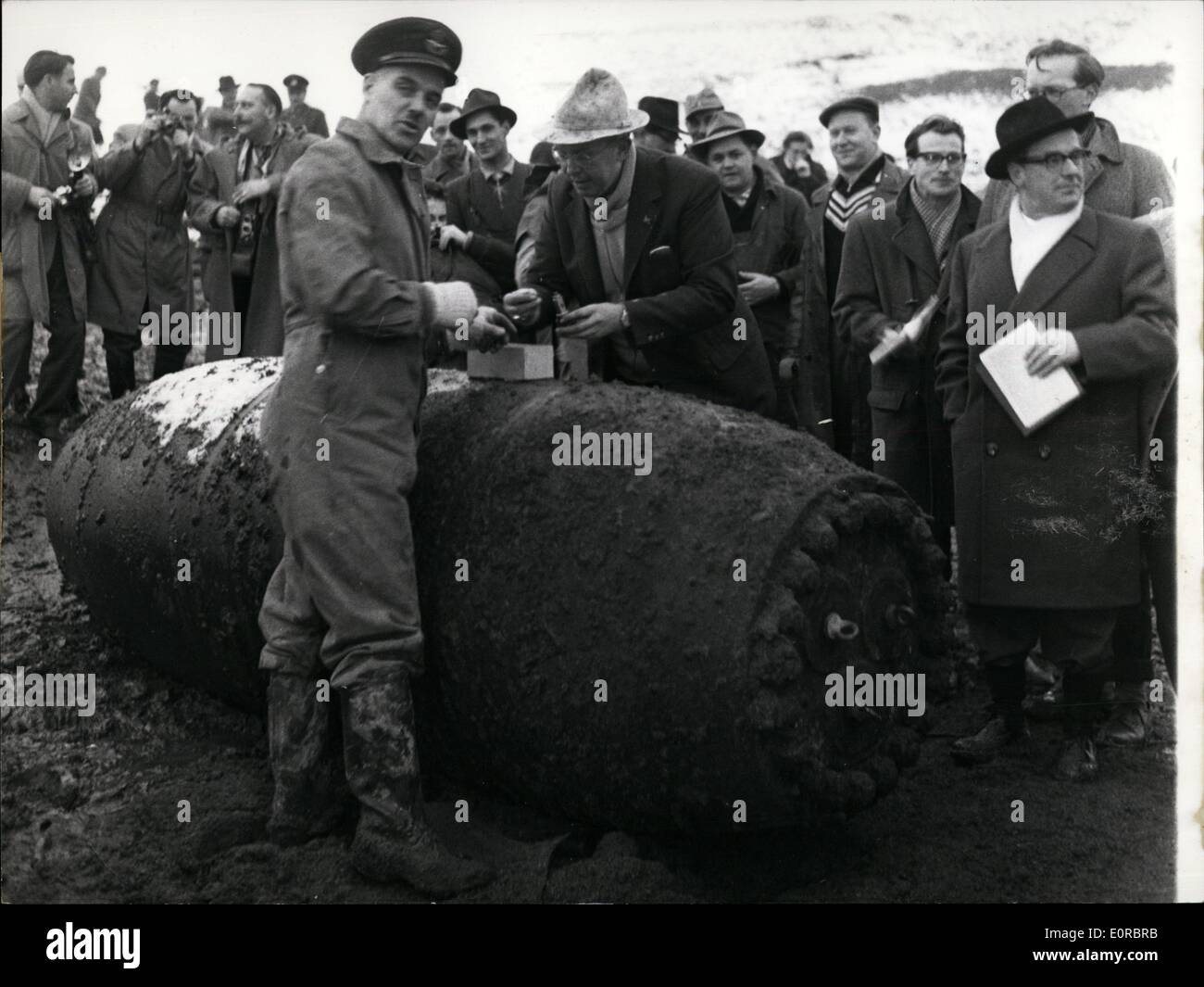 1. Januar 1959 Blind SuperBombe am Sorpetalsperre Damm am 15