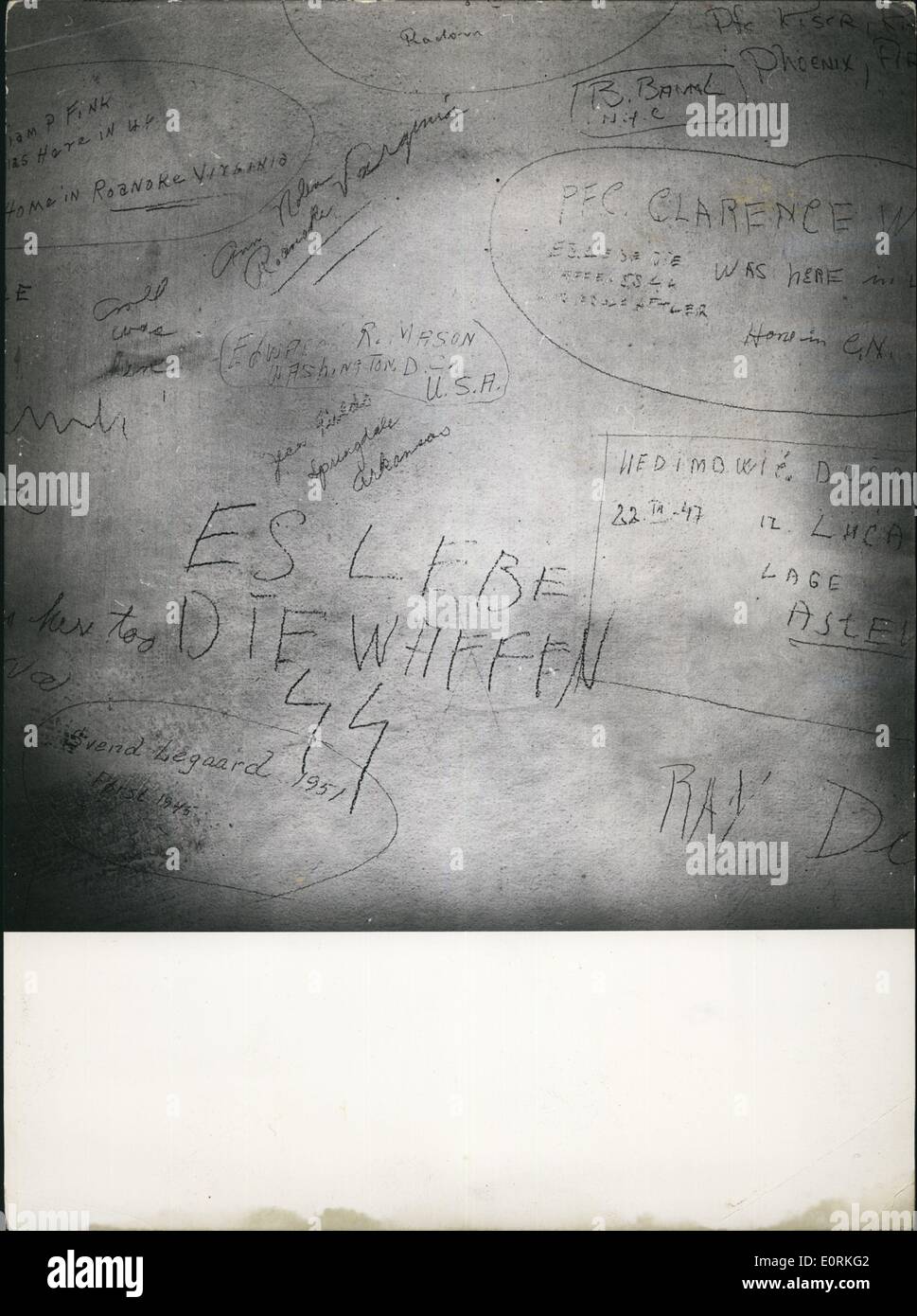 1. Januar 1960 - eine Inble Inschrift auf einer der Wände eines Raumes, wo viele Häftlinge starben: "lang lebe der bewaffneten SS!'' IMP Stockfoto