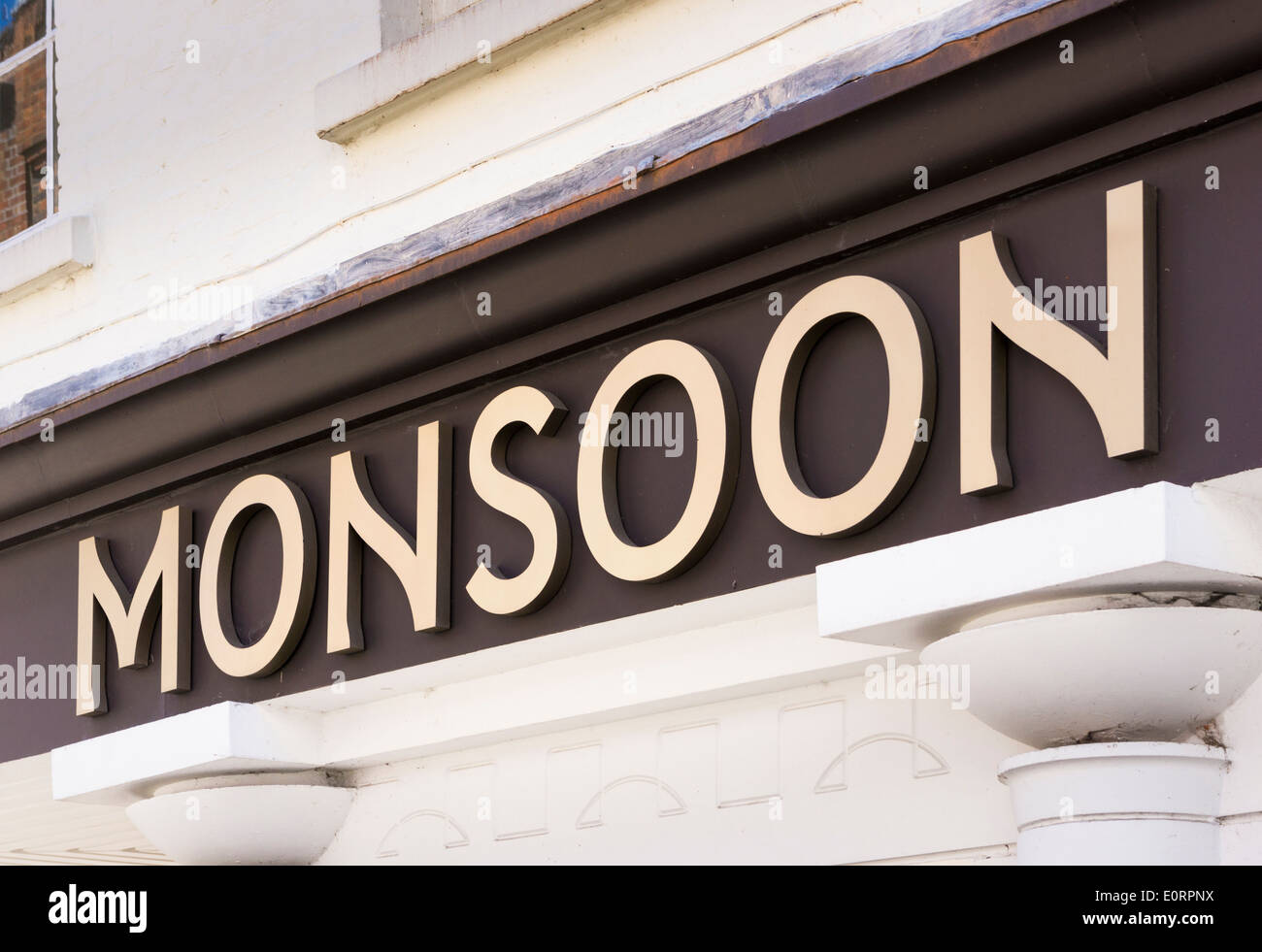 Monsun-Kleidung-Shop-Logo, England, UK Stockfoto