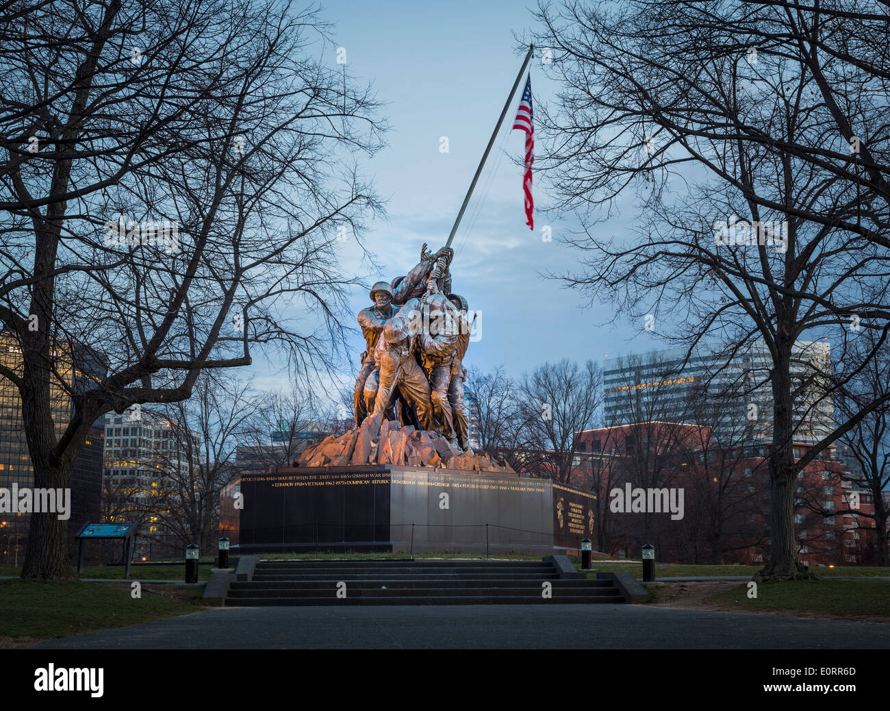 Iwo Jima Memorial auch bekannt als das Marine Corps War Memorial, Washington DC, USA im Morgengrauen Stockfoto