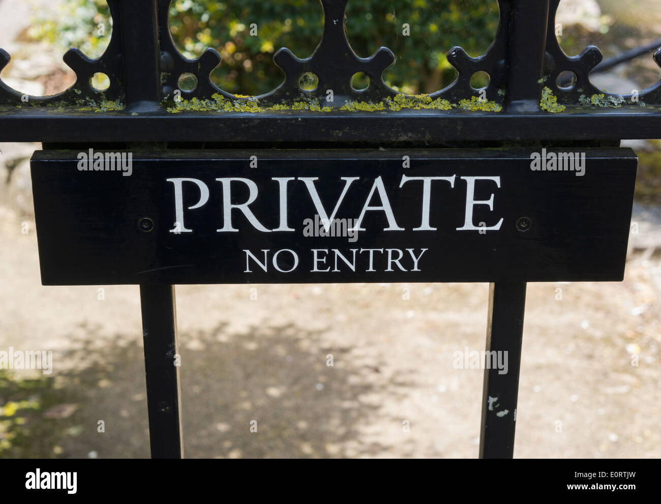 Private No Entry Zeichen auf ein Tor, UK Stockfoto