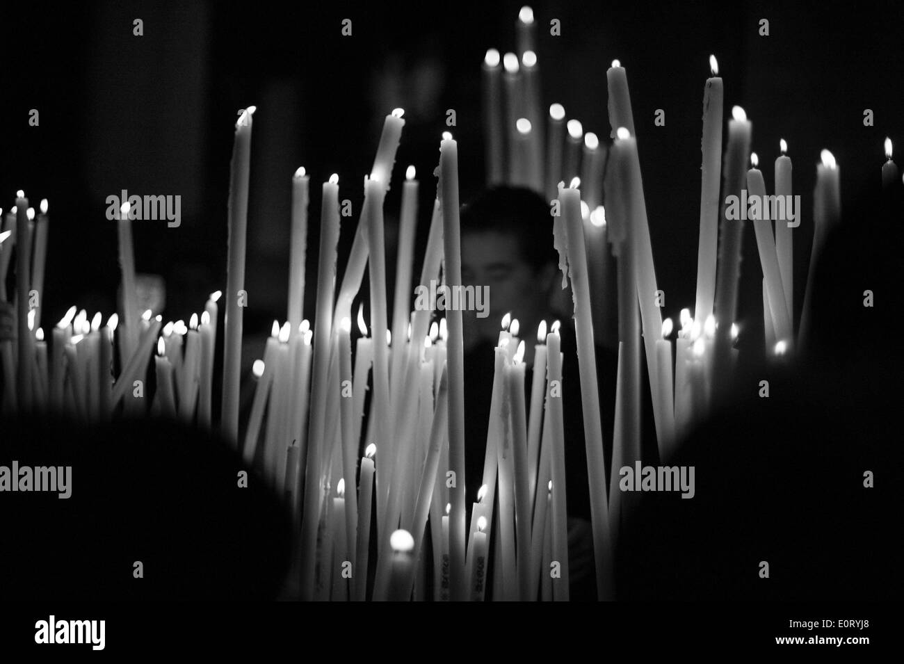 La Festa della Salute findet jedes Jahr im November statt. Eine Brücke wird errichtet, um die Venezianer die Salute-Kirche zu danken besuchen können Stockfoto