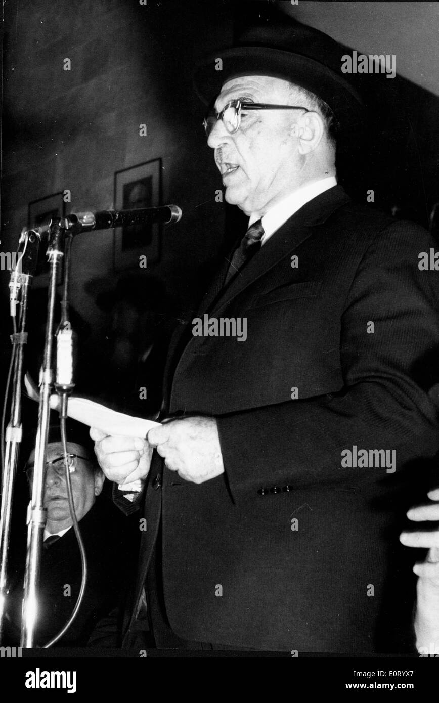 Levi eshkol Fotos und Bildmaterial in hoher Auflösung Alamy