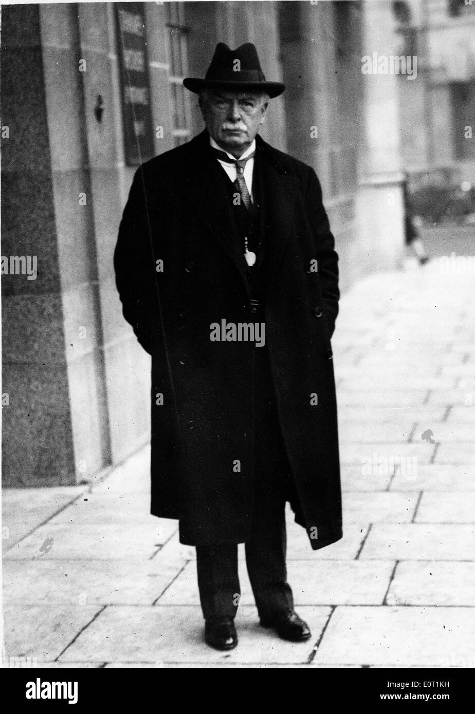 Premierminister David Lloyd George auf einem Spaziergang Stockfoto