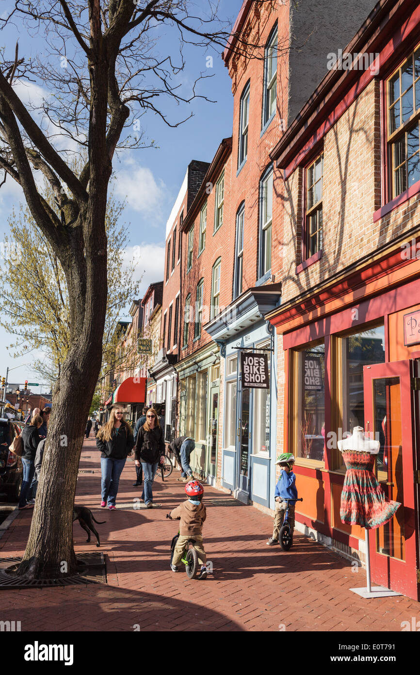 Shopping am Broadway, Fells Point, Baltimore, Maryland, USA Stockfoto