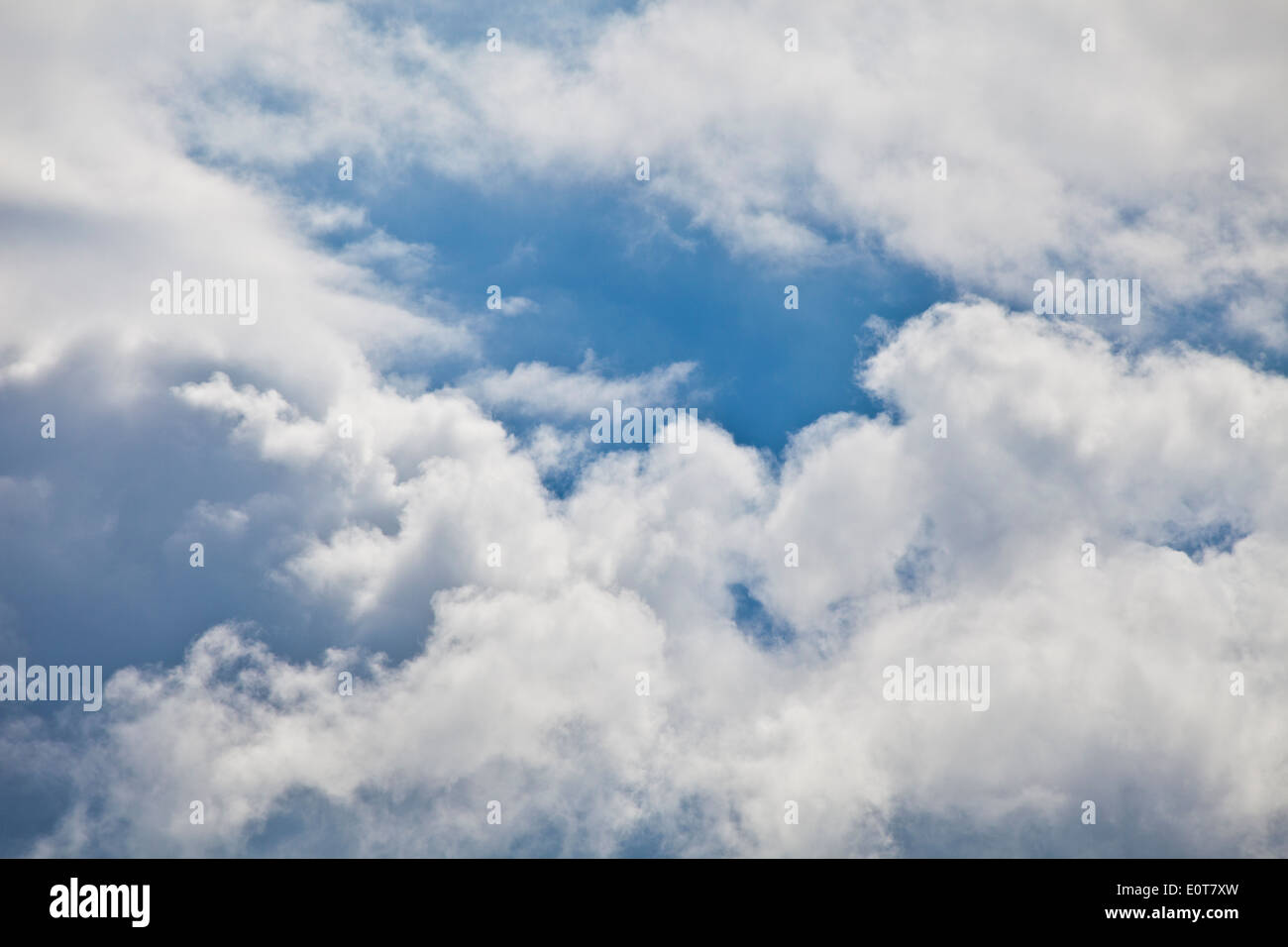 Wolken bin Himmel - Wolken am Himmel Stockfoto