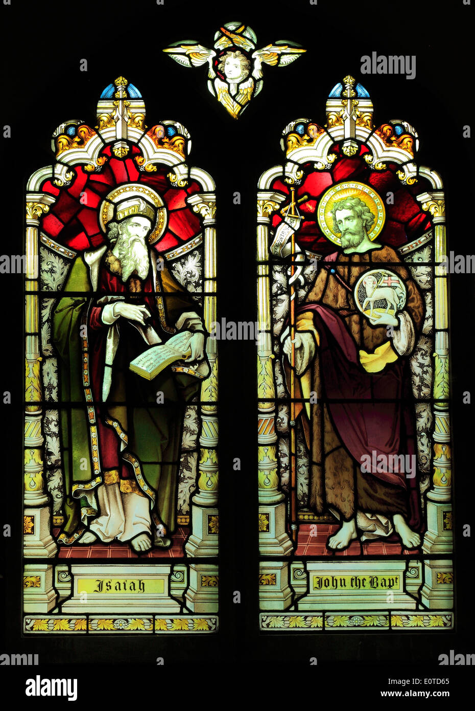 Prophet Jesaja und Johannes dem Täufer, Glasfenster von Heaton, Butler & Bayne, um 1890, West Newton, Norfolk, England Stockfoto
