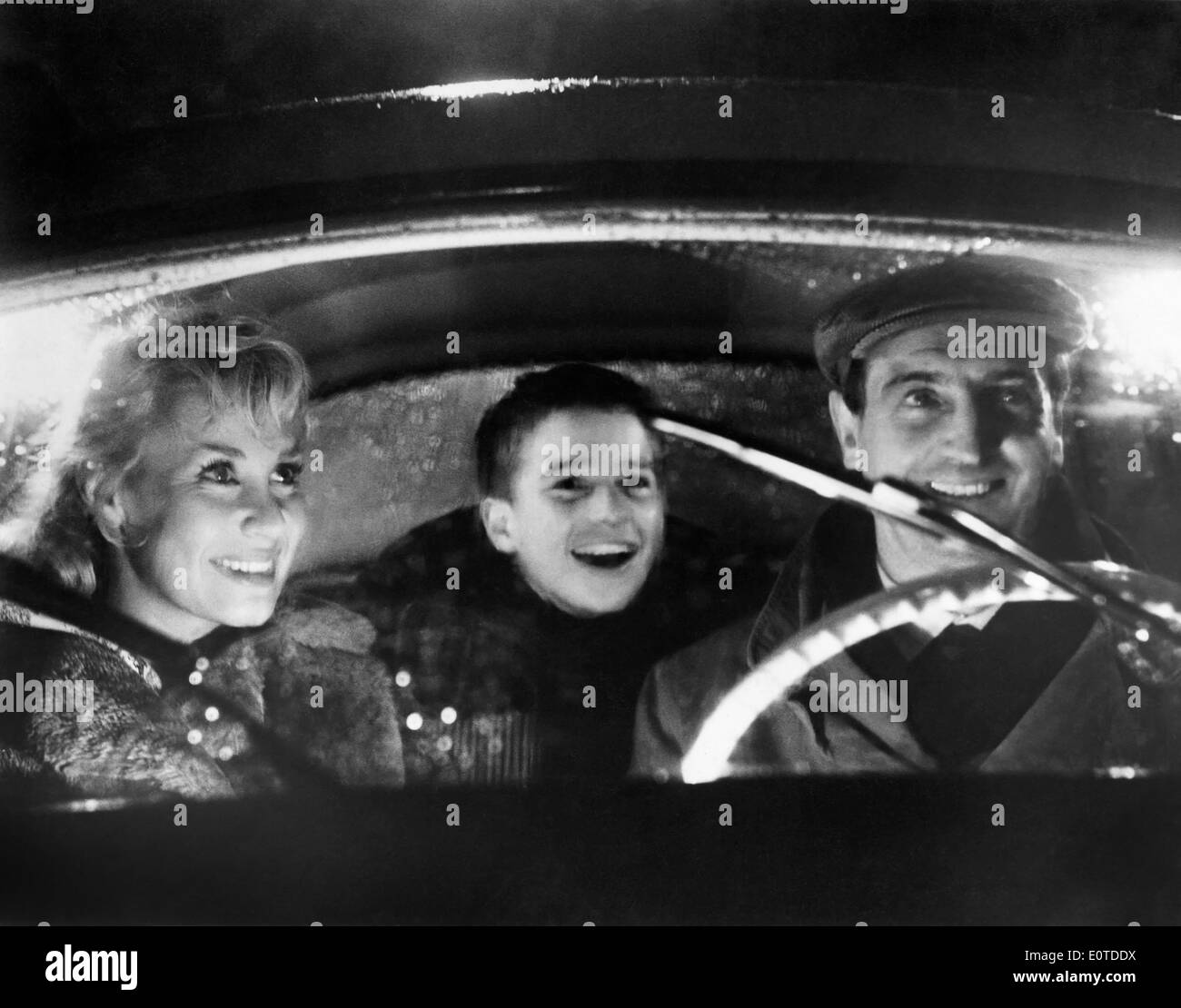 Claire Maurier, Jean-Pierre Leaud, Albert Remy am Set des Films "The 400 Blows" (aka Les Quatre Cents Coups), 1959 Stockfoto