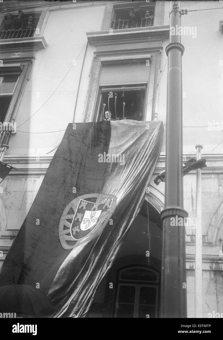 António de Oliveira Salazar war von 1932 bis 1968 portugiesischer Premierminister, bekannt für sein autoritäres Regime und seinen langjährigen Einfluss auf die Politik des Landes. Seine Herrschaft prägte die Geschichte Portugals Mitte des 20. Jahrhunderts. Stockfoto