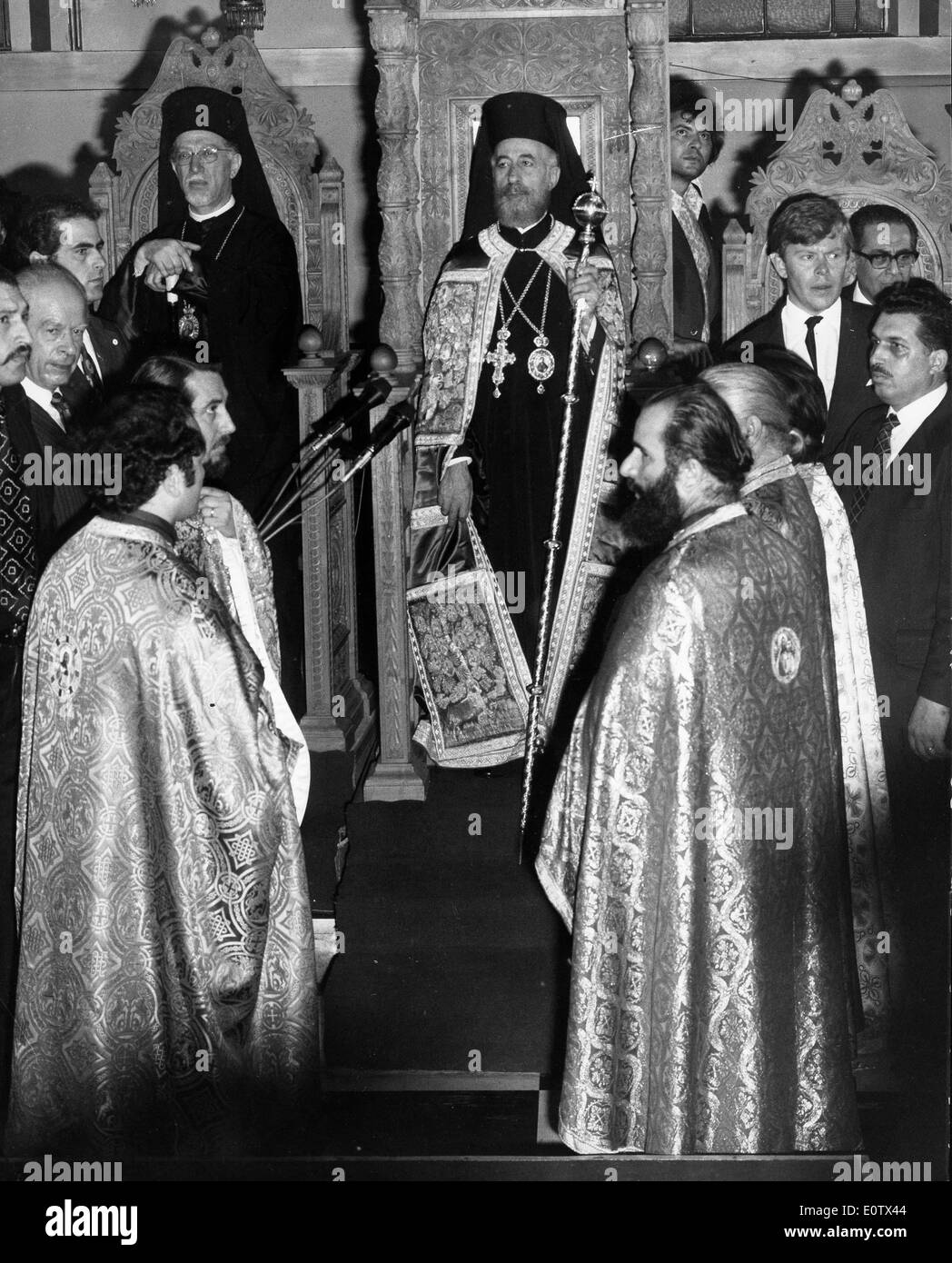 Erzbischof Makarios III spricht bei All Saints Church Stockfoto