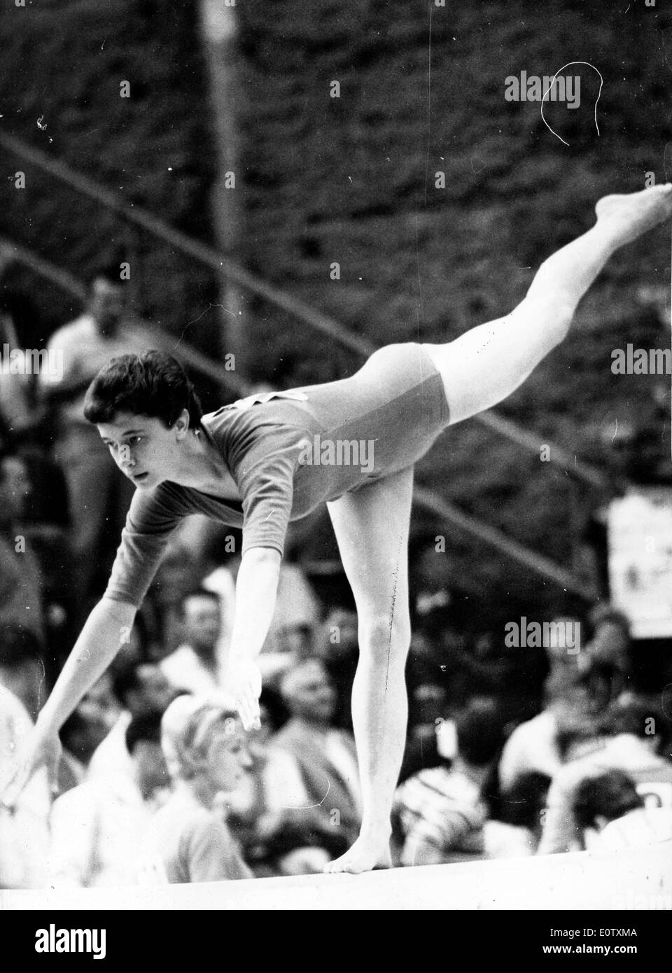 Sep 08, 1960; Berlin, Deutschland; Gymnist M. BENSCIK der Ungarn, die an im Bereich freie Bewegung der Olympischen Spiele. Stockfoto