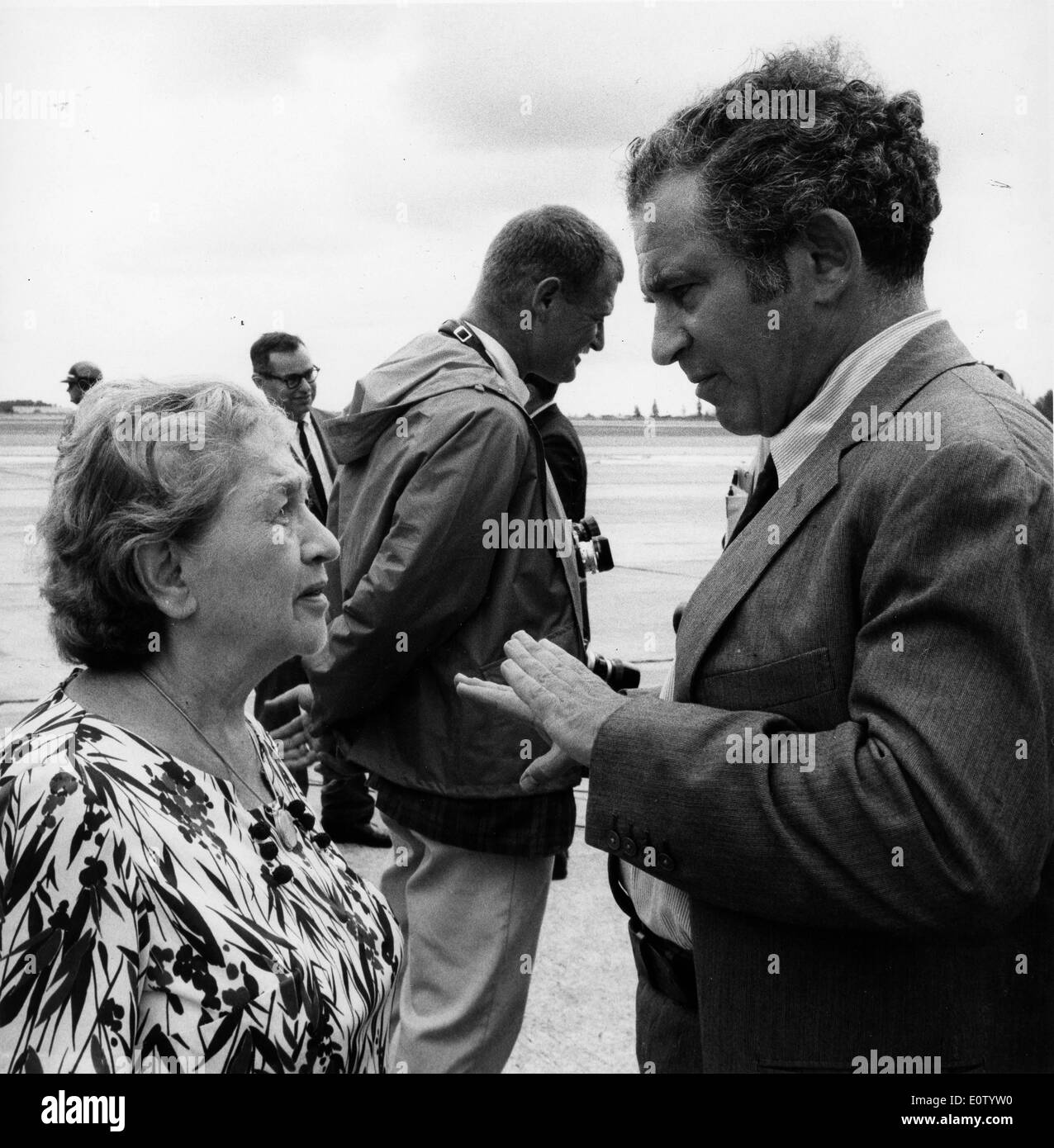 Norman kingsley mailer Fotos und Bildmaterial in hoher Auflösung Alamy