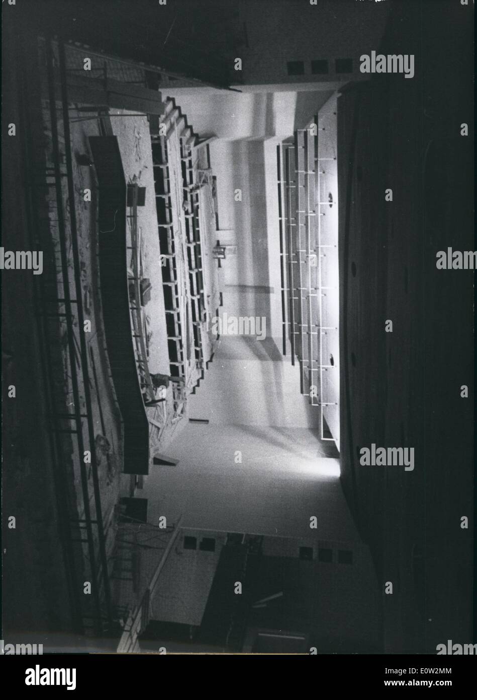 1. Januar 1961 - hier der Eichmann - Prozeß dauert Ort.: neue '' Volkshaus'' in Jerusalem, wo der Prozess gegen Adolf Eichmann wird auftreten, ist fertig. Foto zeigt einen Blick in die Halle, in der der Prozess stattfinden wird. Stockfoto