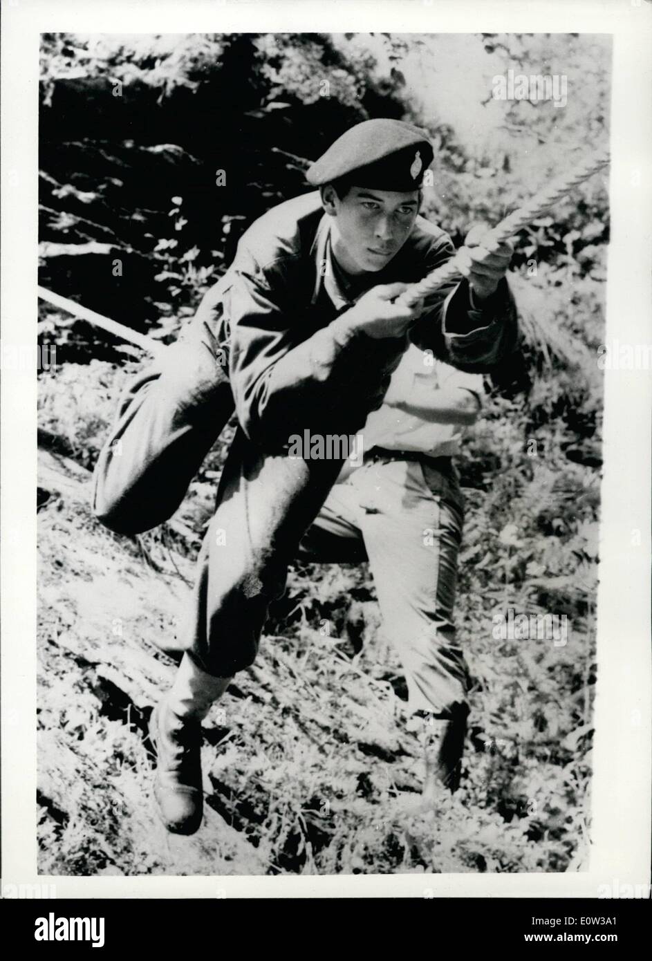 3. März 1961 - Prinz Michael, der Herzog von Kent Trauzeuge sein: Wenn der Herzog von Kent heiratet Miss Katharine Worsley in York Minster am 8. Juni - Trauzeuge werden seine 18 Jahre alte Bruder, Prinz Michael von Kent. Foto zeigt dieses Bild von Prinz Michael, wer ist in der ersten Amtszeit in Sandhurst - 1959 erfolgte bei der Teilnahme bei Manövern in Norwegen. Stockfoto