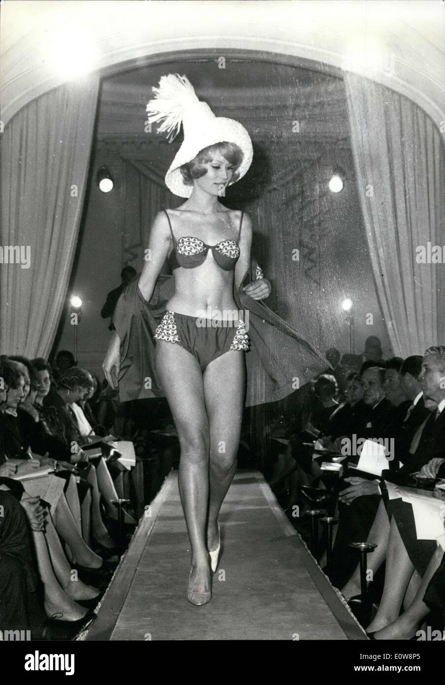 1. Februar 1962 - das ist der Frühling und Sommer-Kollektion. Stockfoto