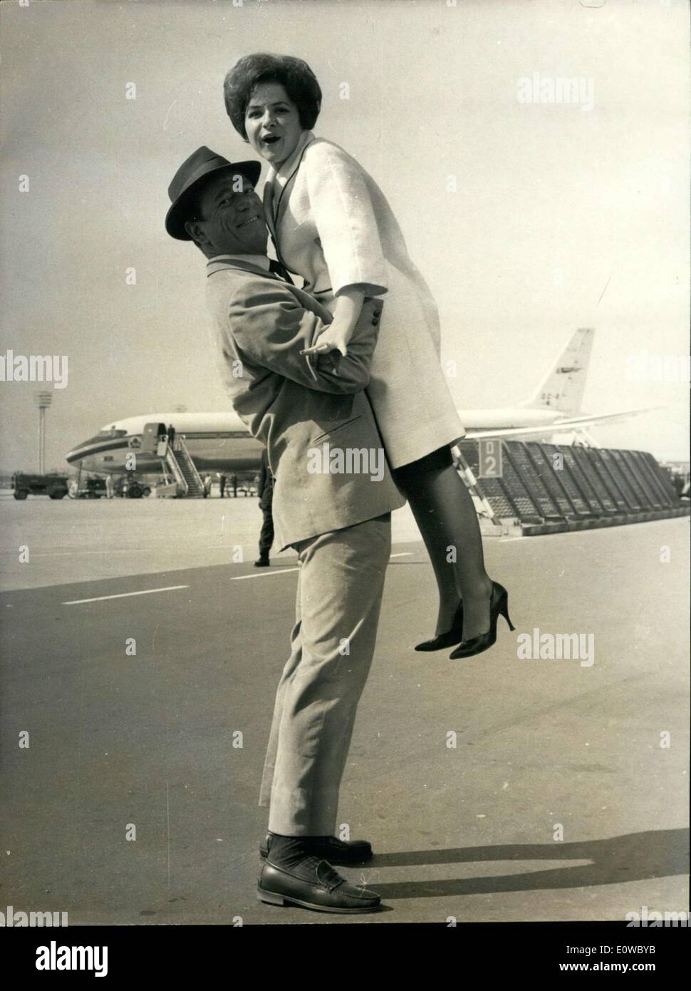 21. April 1962 - Eddy Brenda Lee wird begrüßt von Constantine am Flughafen Orly .c Stockfoto