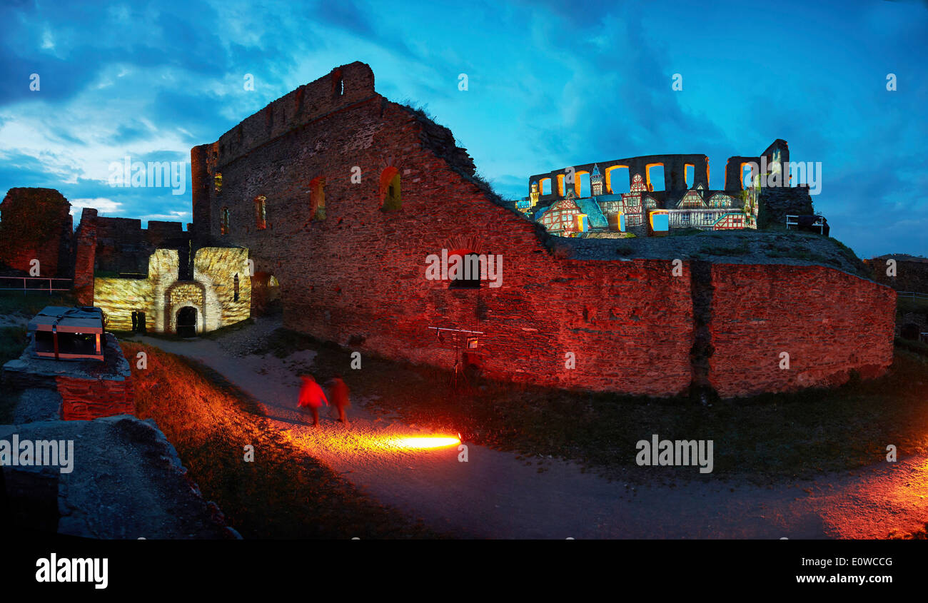 Genähte Panorama, Rheinleuchten, Licht-Kunst-Event auf Burg Burg Rheinfels, St. Goar, Rheinland-Pfalz, Deutschland Stockfoto