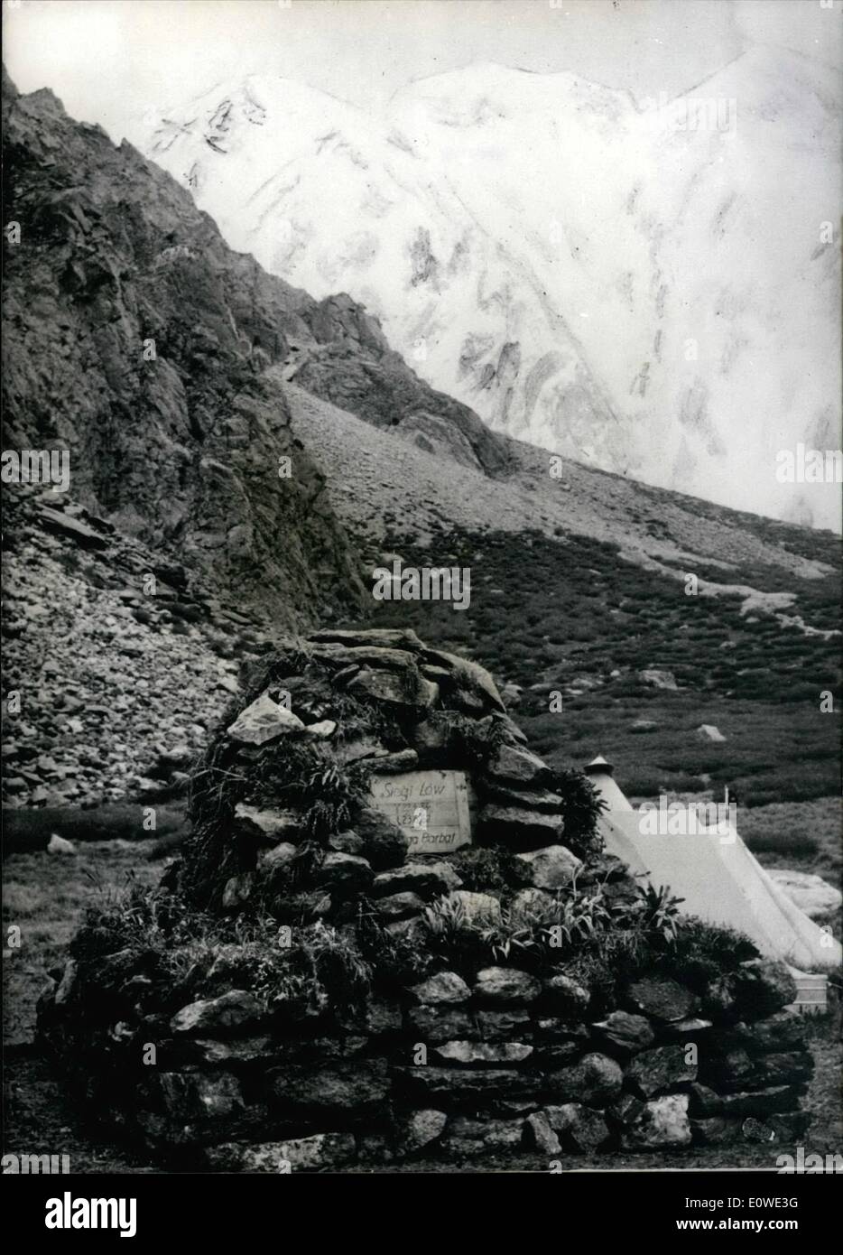 Grab nanga parbat Fotos und Bildmaterial in hoher Auflösung Alamy