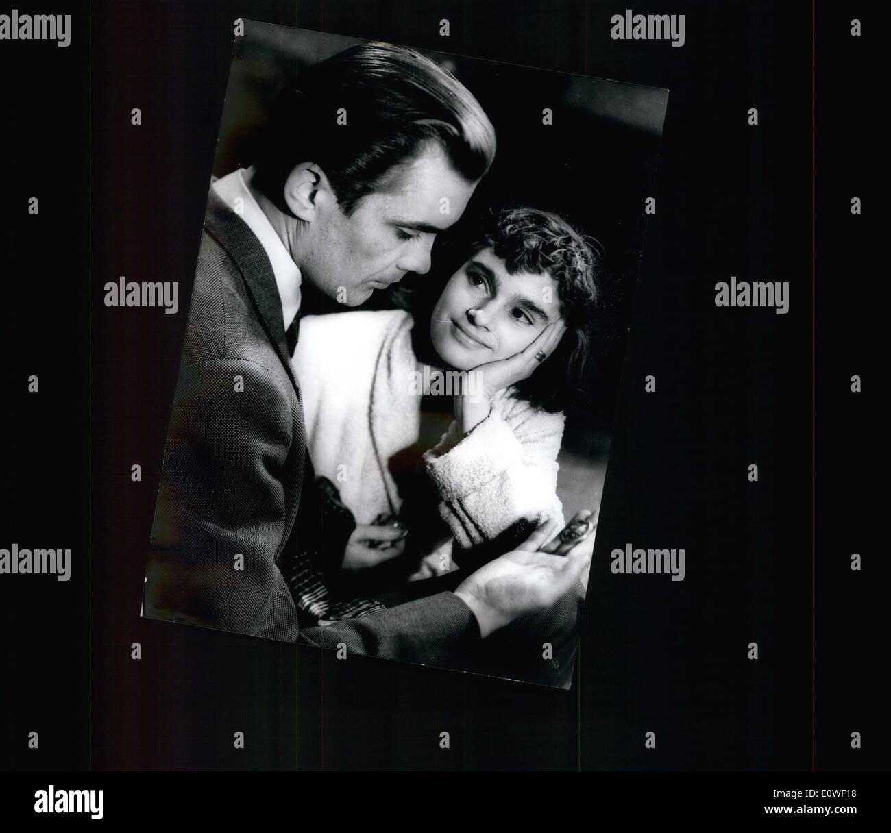 8. August 1962 - Ingmar Bergaman '' Durst '' stellt ohne Zweifel das beste Aussprache und beeindruckender Film der schwedischen Ass-Produzenten Ingmar Bergman (INGMAR BRGMAN) siehe in diesem Land auch sein wird: In dem Film '' Durst '' Bergman hatte Chancen für neue und gewagte Entscheidungen bei der Übersetzung ins Bild der geheime Wege der menschlichen Existenz. In Eva Henning (HENNING) und Birger Malmster (MALMSTEN) '' Produzent der ungewöhnlichen '' gefunden ausdrucksstarke Schauspieler und hervorragend interpretiert für seine Spitzen codierten Cogitions. Stockfoto