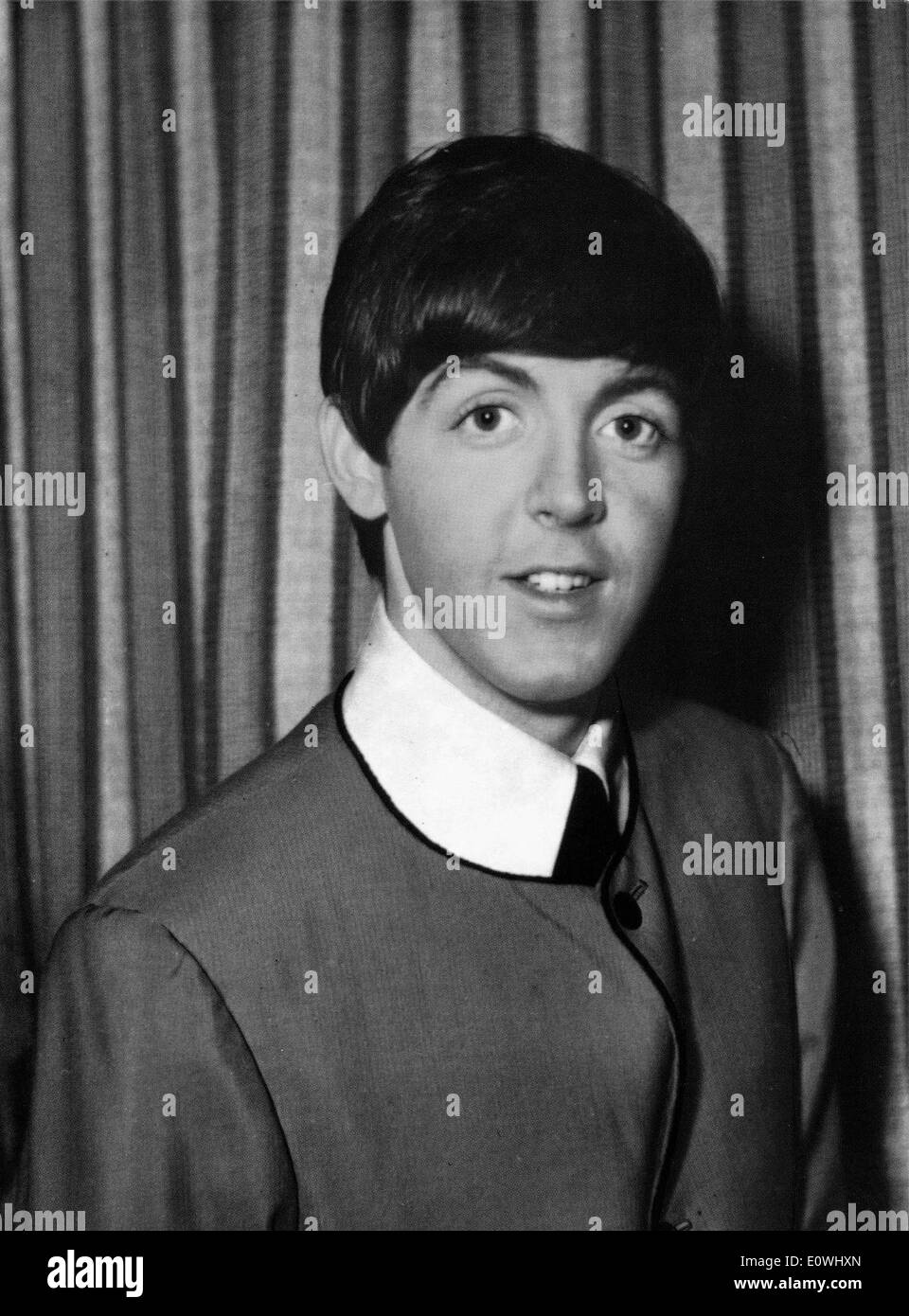 Nahaufnahme Von Den Beatles Paul Mccartney Hinter Den Kulissen Stockfotografie Alamy