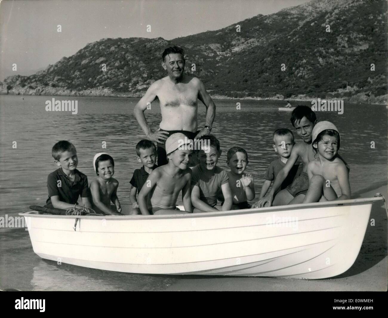 30. Juli 1963 - Prinz Achille Murat mit neun von zwölf Enkel Stockfoto