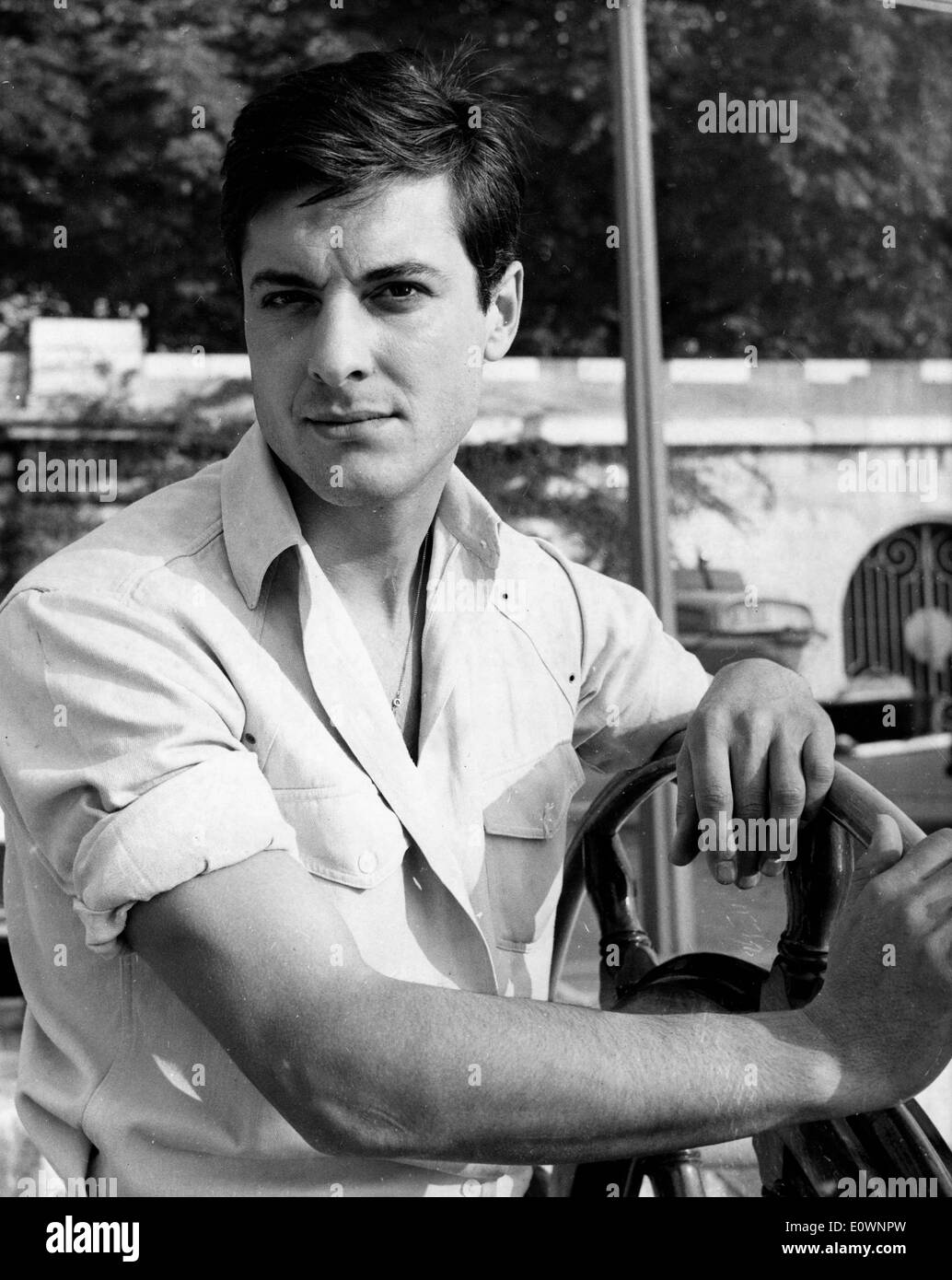 Französischer Schauspieler Jacques Aubry auf seinem Boot Kai de Alma Stockfoto