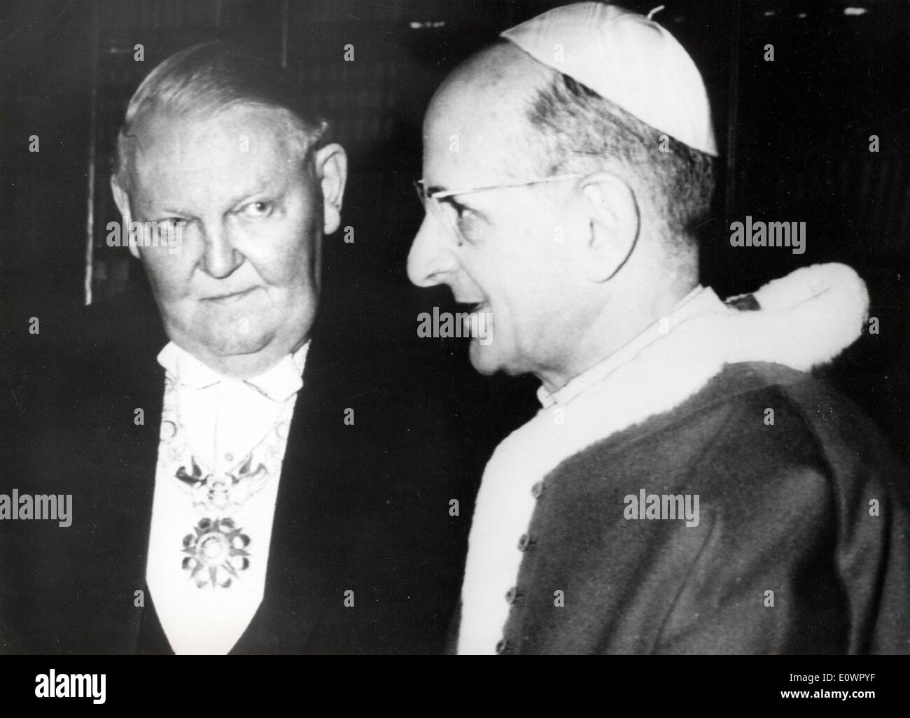 Ludwig Erhard und Papst Paul VI. Stockfoto