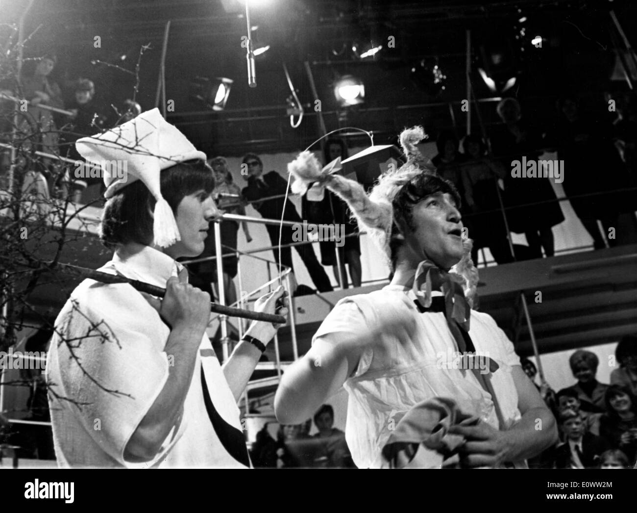 George Harrison und John Lennon in Shakespeare Stockfoto