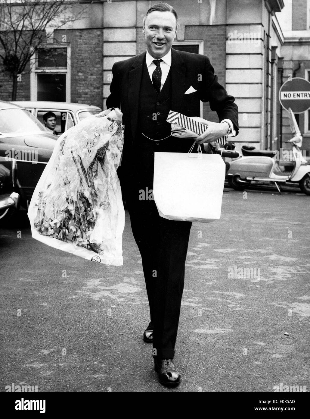 John Ambler besucht Frau Prinzessin Margaretha im Krankenhaus Stockfoto