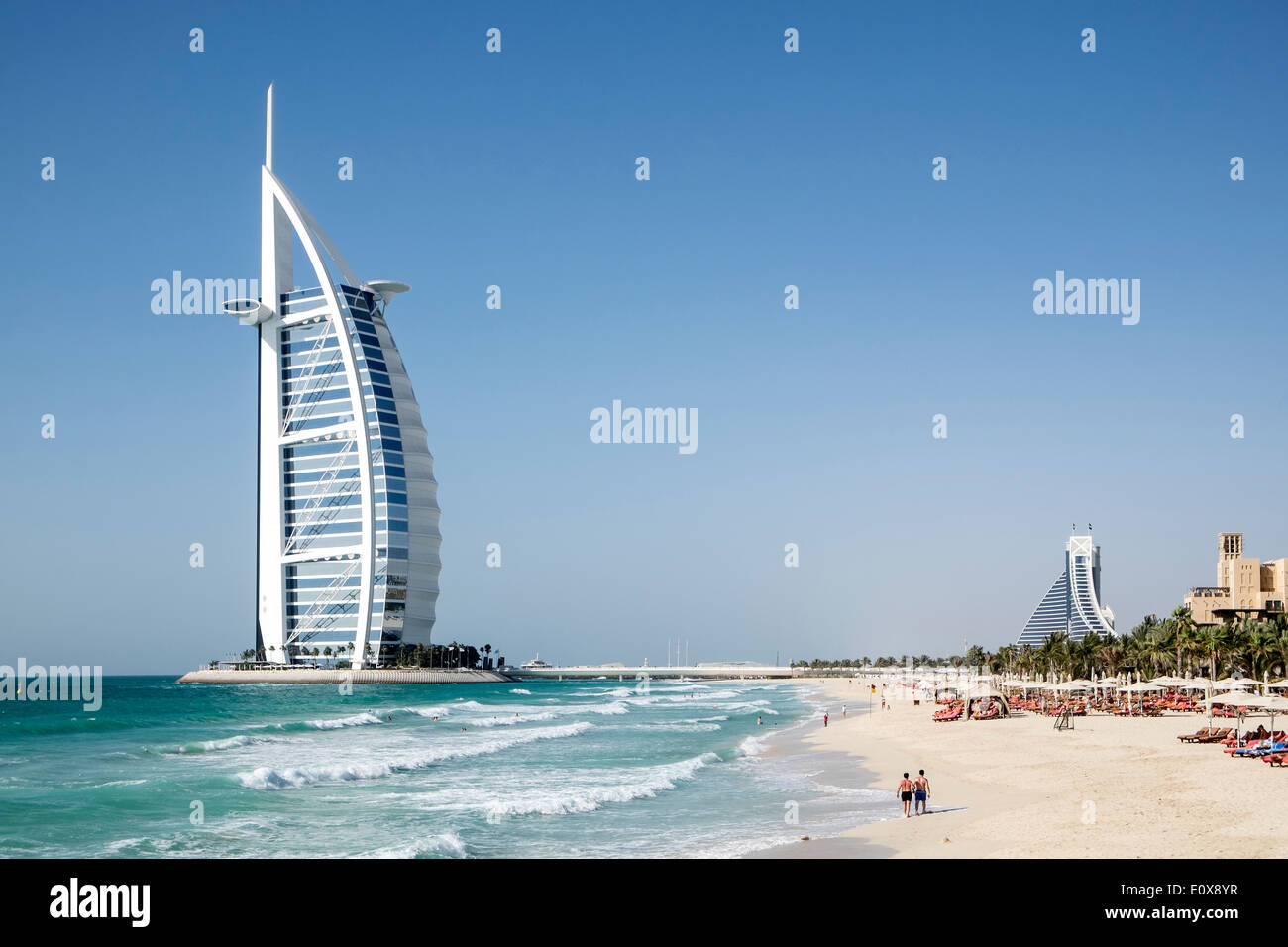 Luxushotel Burj al Arab und Strand in Dubai Vereinigte Arabische Emirate Stockfoto