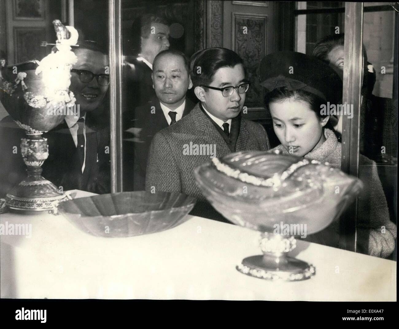 Emperor hirohito 1965 Fotos und Bildmaterial in hoher Auflösung Alamy