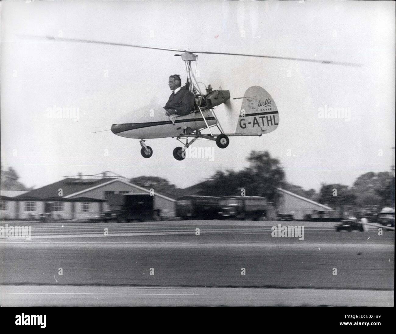 Sept. 05, 1966 - Farnborough Airshow 1966: The Farnborough Airshow eröffnete heute für Mitglieder der Presse und des Teehnieiane. Foto zeigt das kleinste Flugzeug in der Show-ein Autogyro ist für ein-Mann-Flug von G Heagle Flugzeuge Co W A 116, angetrieben von Enfield MaCullen 72 BHP Regine und 550 lbs gemacht. Stockfoto