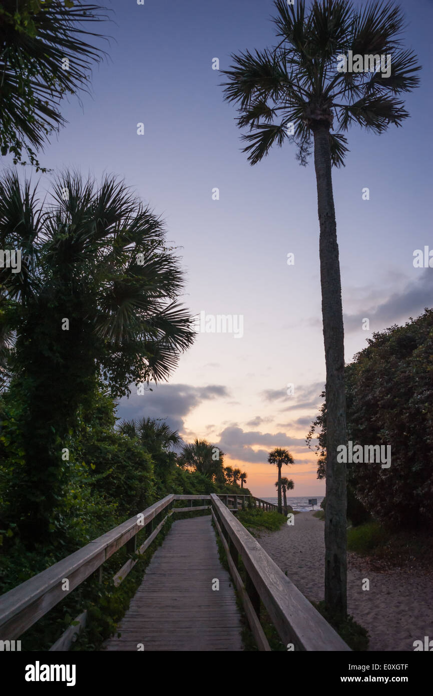 Ein friedlicher, ruhiger Morgen im wunderschönen Mickler's Landing in Ponte Vedra Beach, südlich von Jacksonville Beach, Florida. USA. Stockfoto