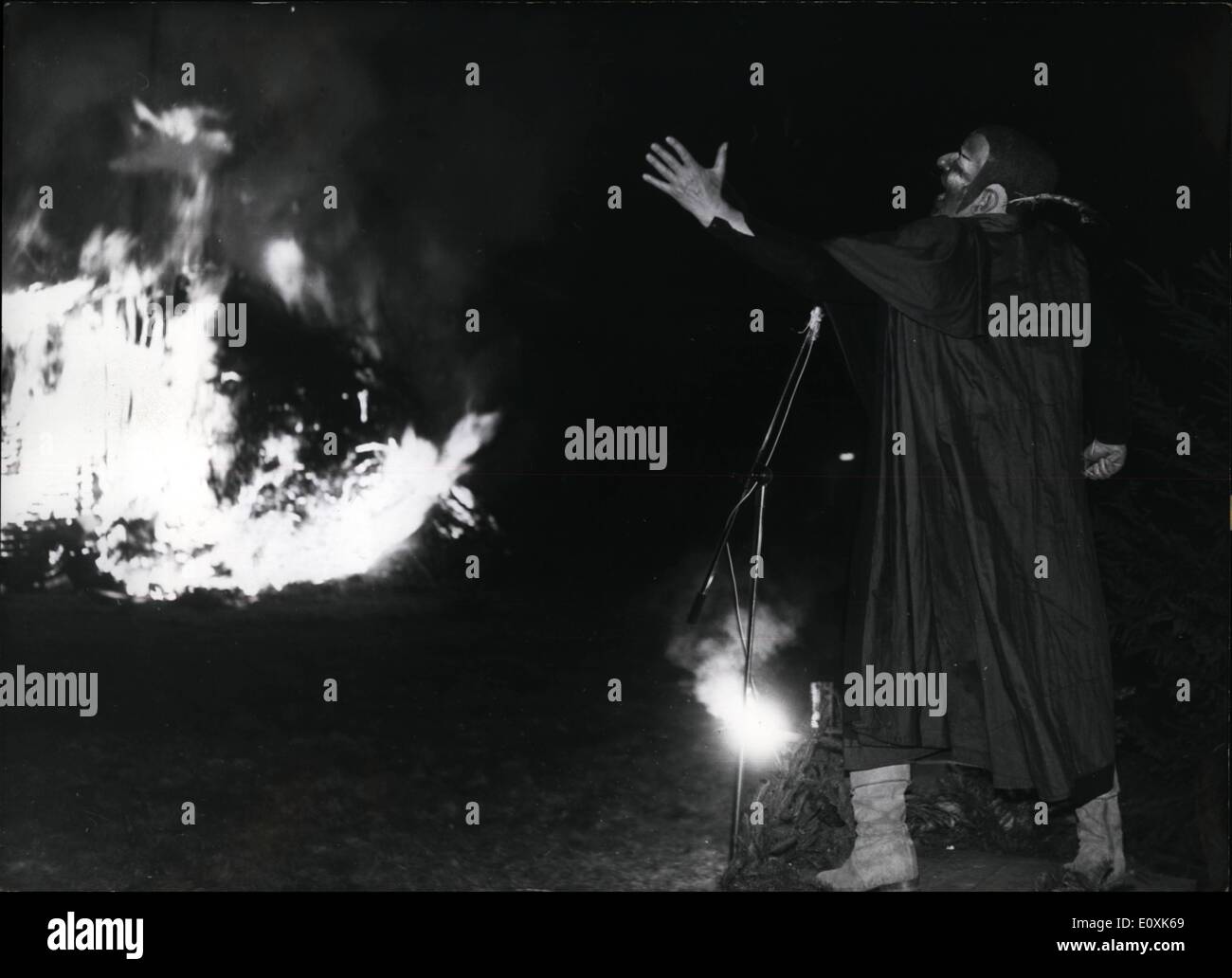 5. Mai 1967 - während der Vorabend des Mai-Tag... (30.4/1.5) '' Hexen '' und '' Teufel '' hatte wilde feiern gemeinsam in vielen Stockfoto