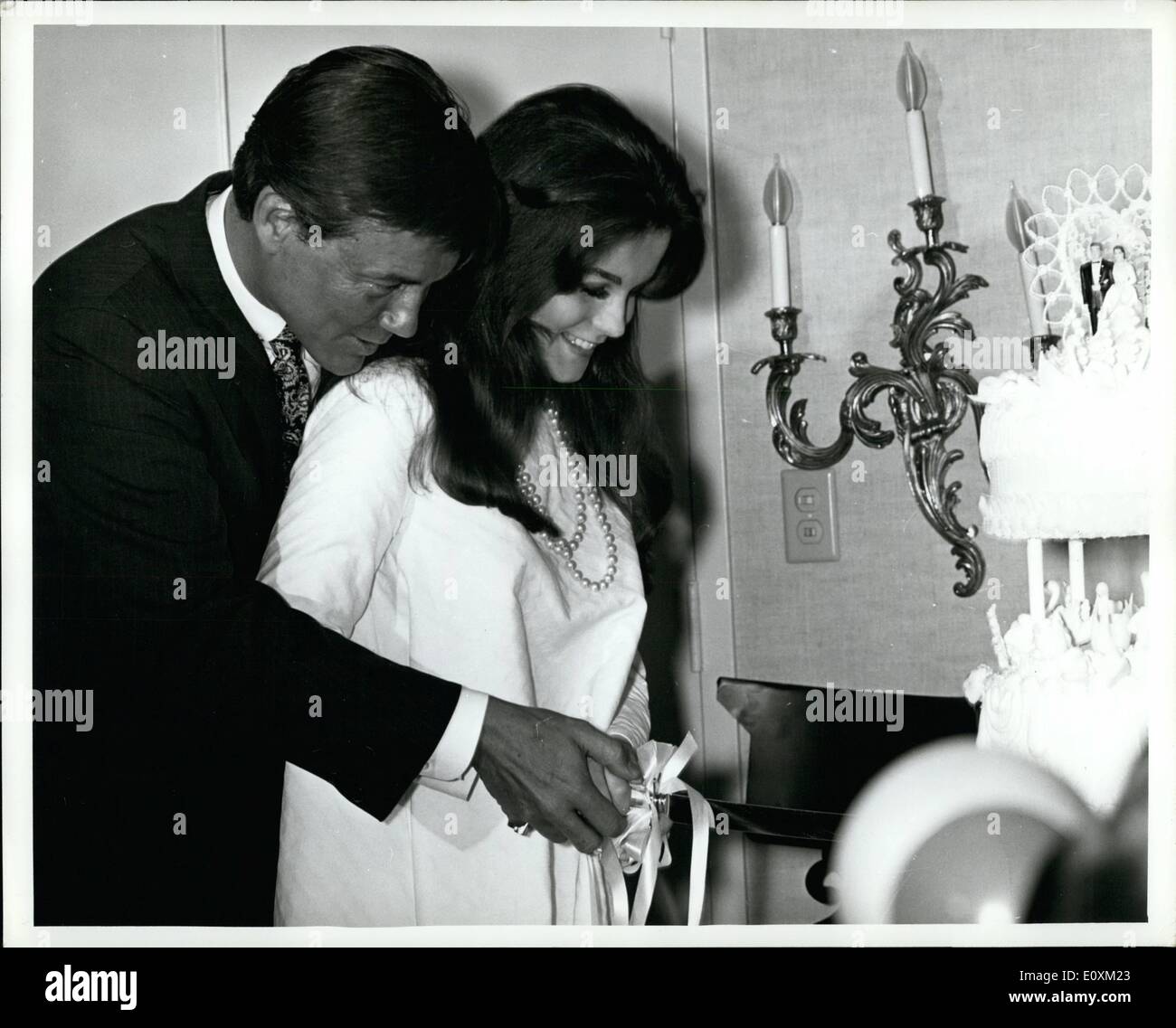 5. Mai 1967 - Ann Margaret - Roger Smith Hochzeit Los Vegos. Stockfoto