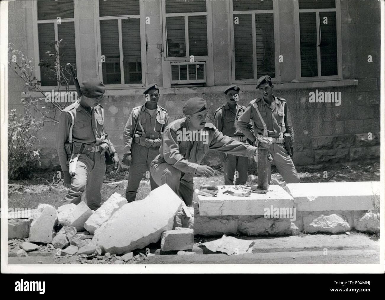 6. Juni 1967 - hit Wrack am Königshof war israelische Flugzeuge. Stockfoto