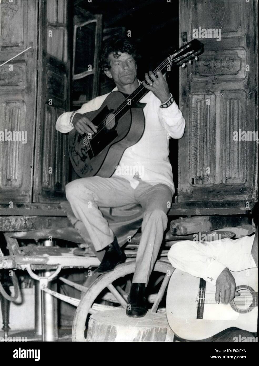 8. August 1967 - berühmten Gipsy Gitarrist im Riviera Palm Beach durchführen: Manitas De Plata, der Zigeuner-Gitarrist von International Stockfoto