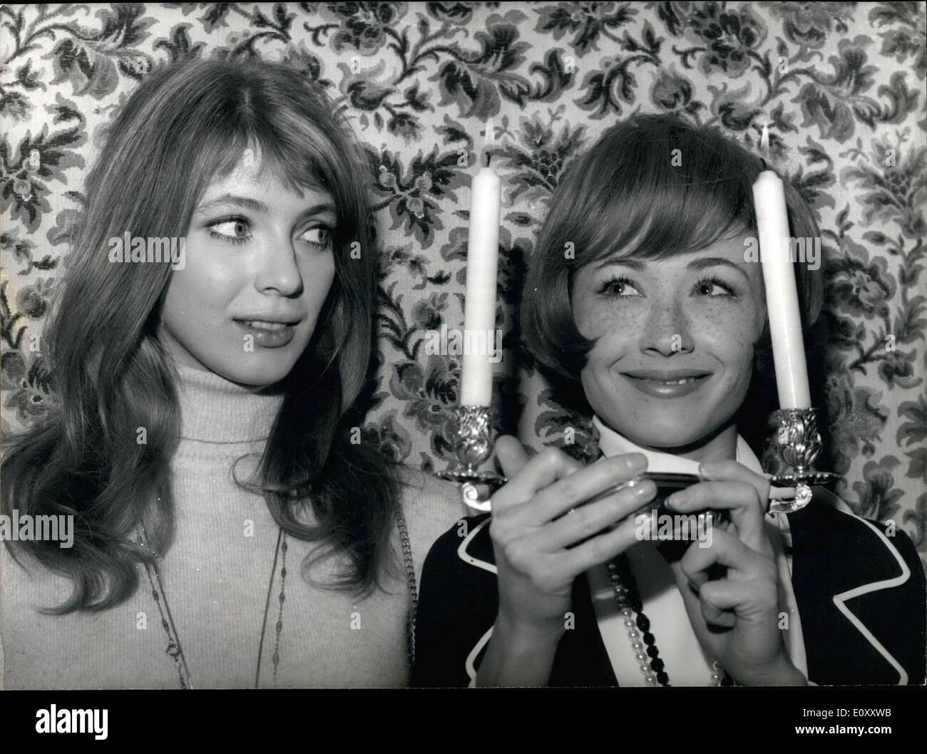 21. März 1968 - Prix Bistingo Gewinner Johanna Shimkus 67 & Marlene Jobert 68 Stockfoto