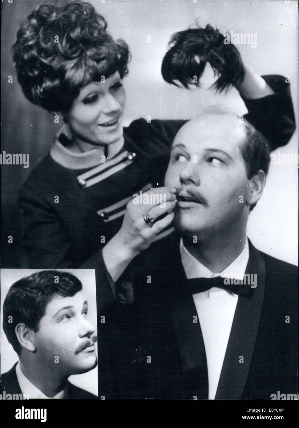 2. März 1968 - Platz '' vorher und nachher '' dieses Bild aufgrund einer '' Frisur Show entstand '' nahm am 29. Februar 1968 Stockfoto