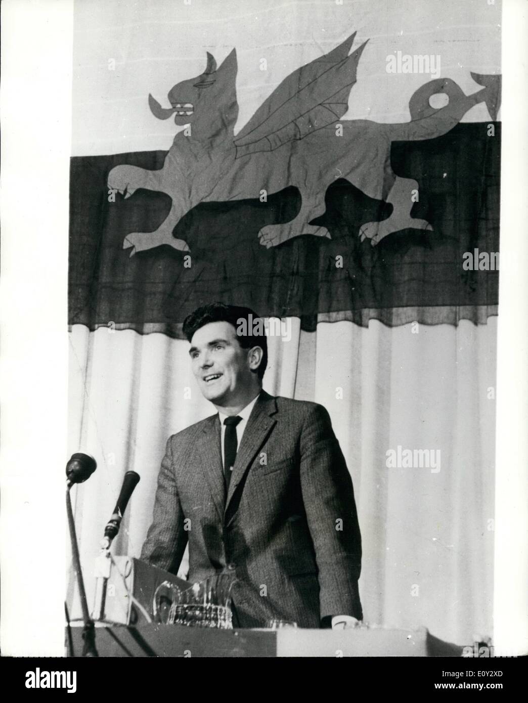 Sept. 09, 1968 - Jahreskonferenz der Welsh National Party. Foto zeigt: Herr Edward Millward, scheidende Vizepräsident von Plaid Cymru, der Waliser nationalistischen Partei, anlässlich der jährlichen Parteitag in Aberystwyth am Wochenende. Herr Millward ist sein Tutor von Prinz Charles, als er kümmert sich das University College of Wales, Aberystwyth, nächsten Sommer. H/Keystone Stockfoto