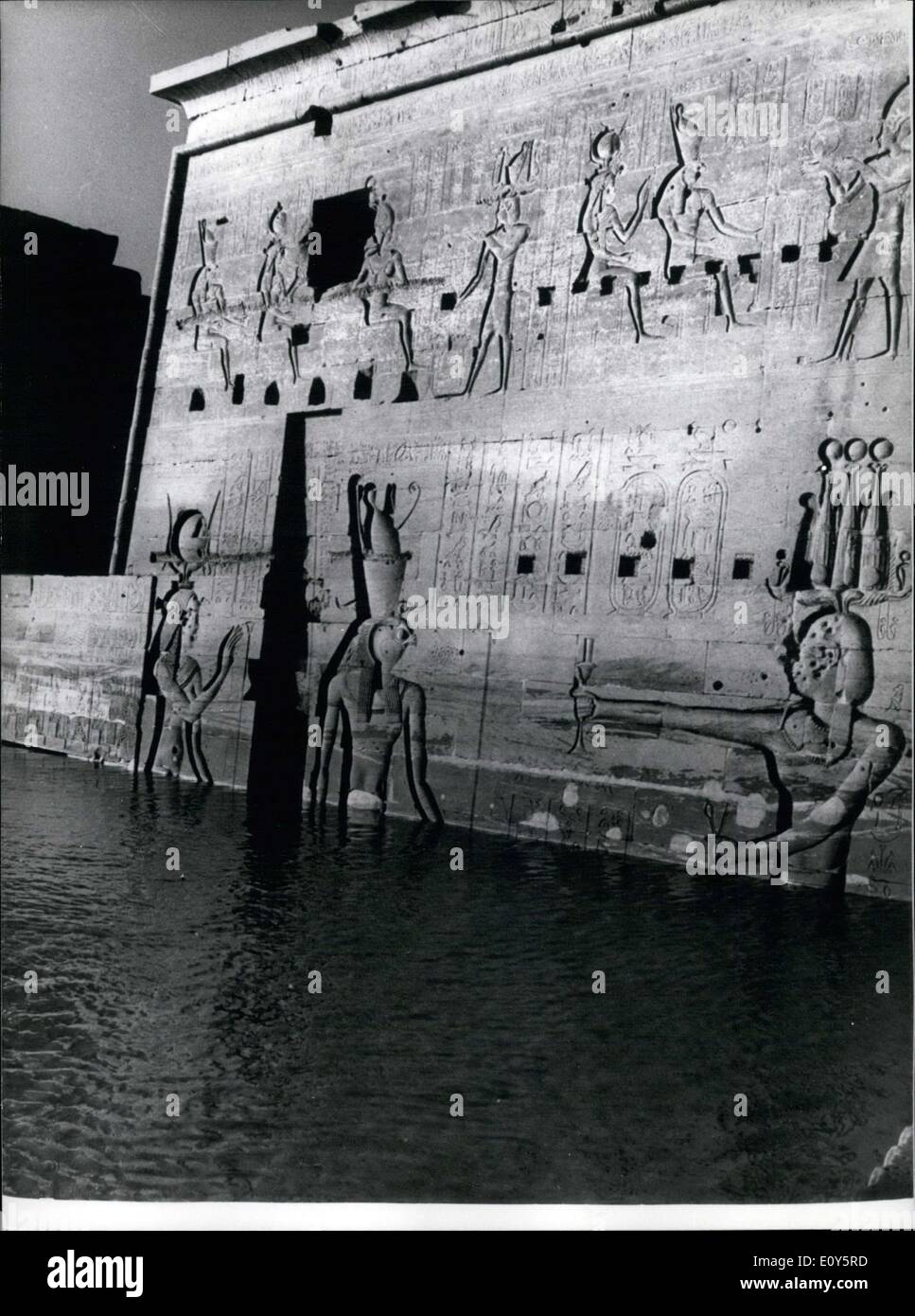 13. November 1968 - Wand-Skulpturen am Tempel der Isis Stockfoto